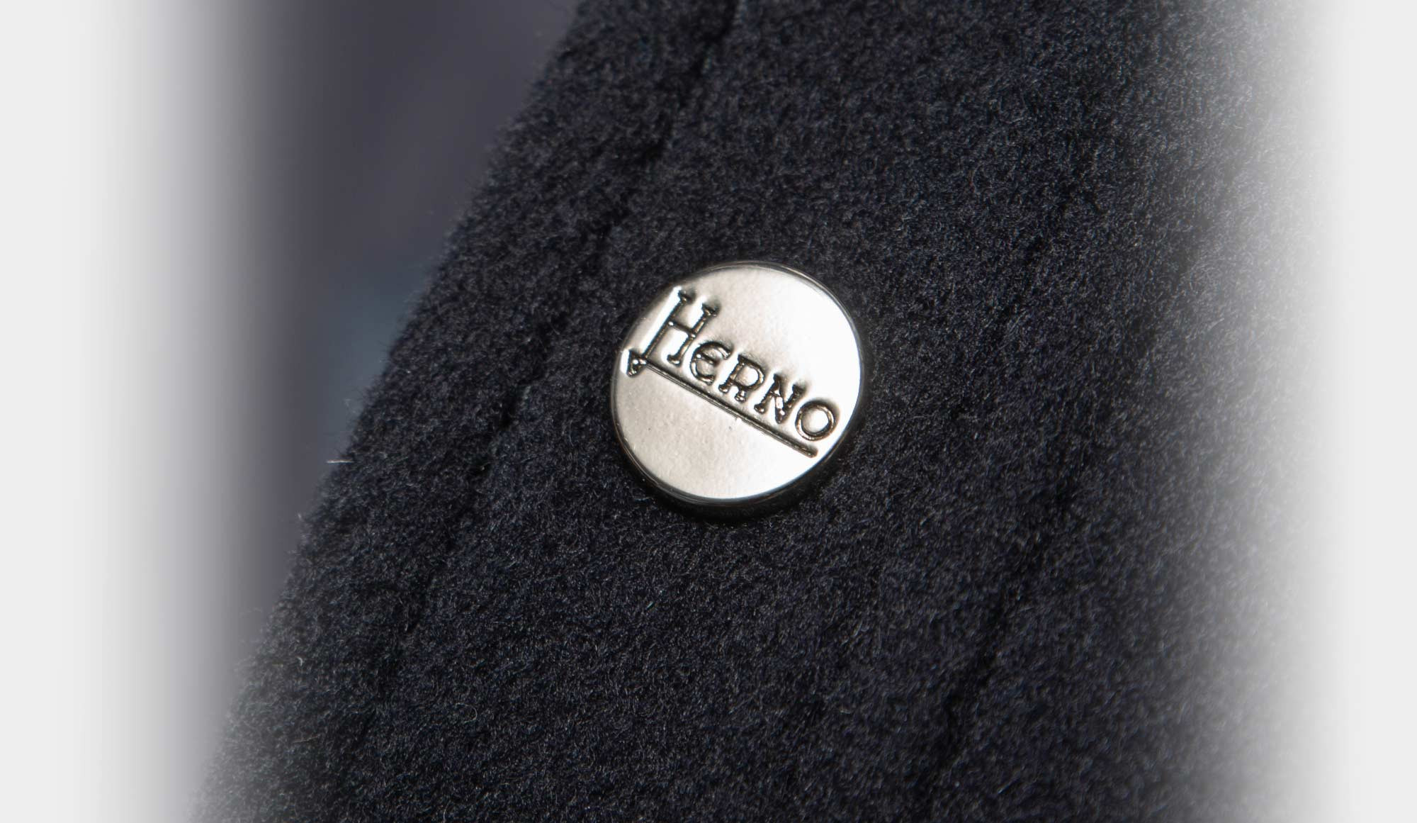 【関税＆送料込み】Herno Wool Jersey T-Shirt 29388929_58912196_600.jpg