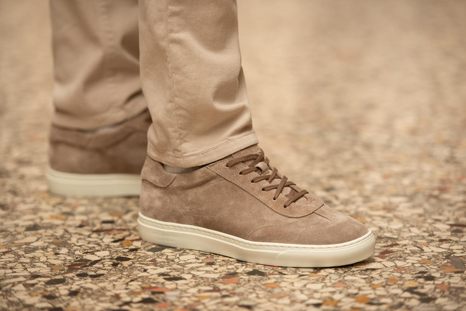 The Perfect Mid-Season Look: Classic, Versatile, Timeless